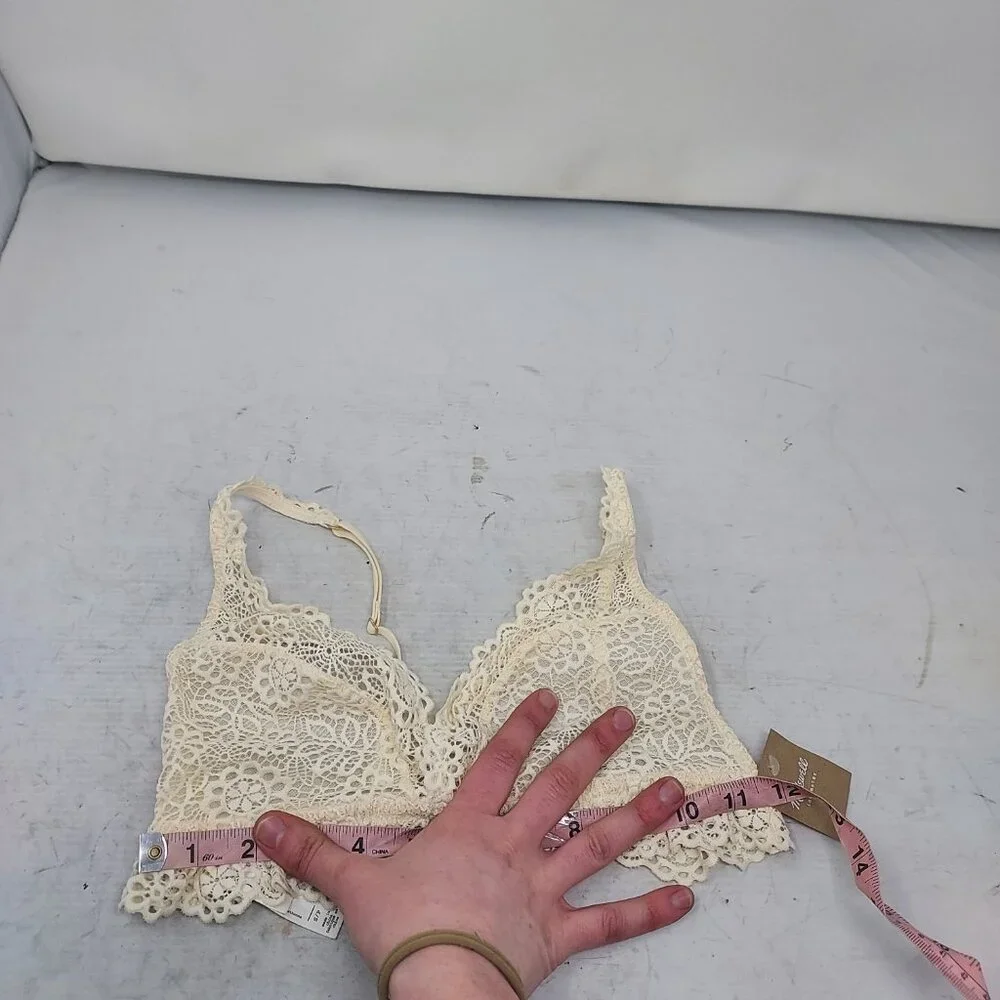 MADEWELL Cream Beige Eyelet Lace Nichole Pull-On Bralette Bra - Picture 5 of 5